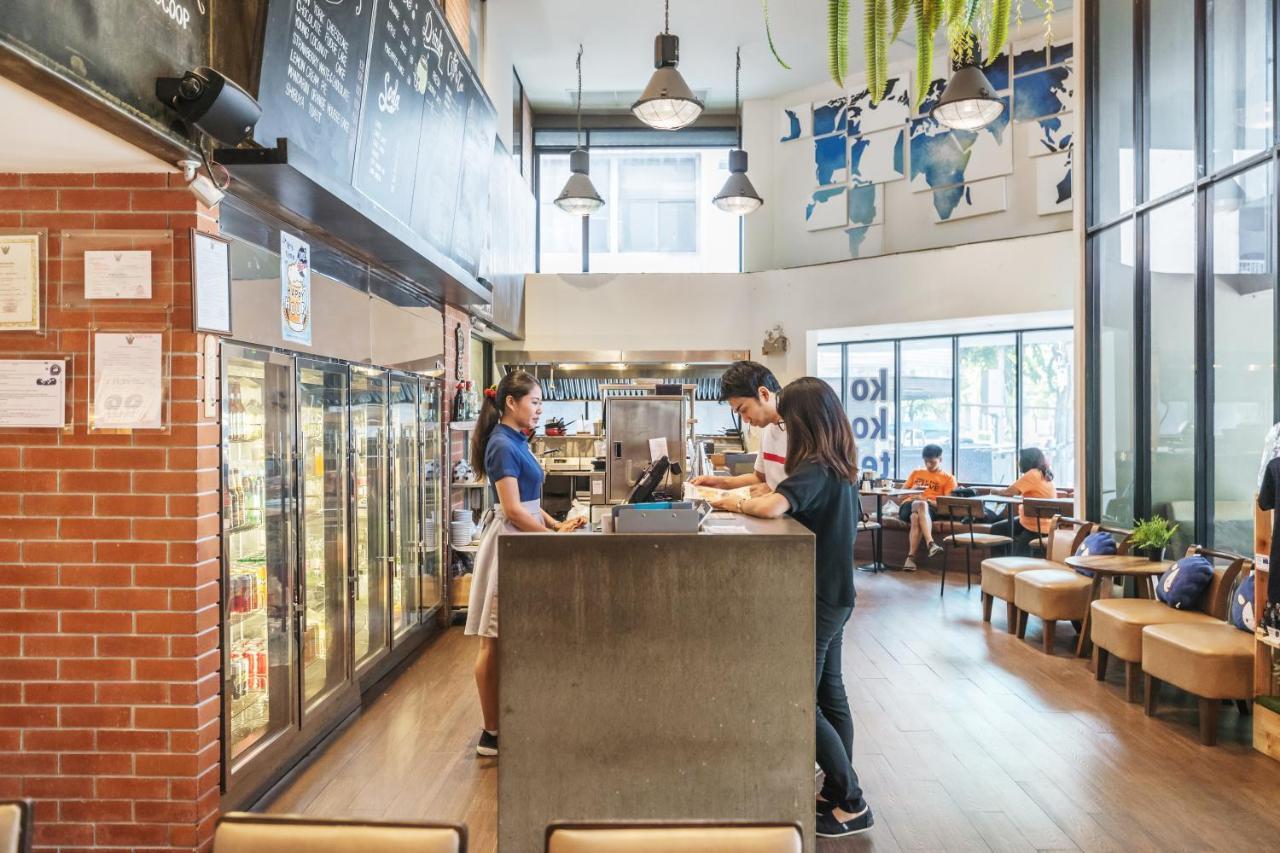 Kokotel Bangkok Surawong Exterior photo