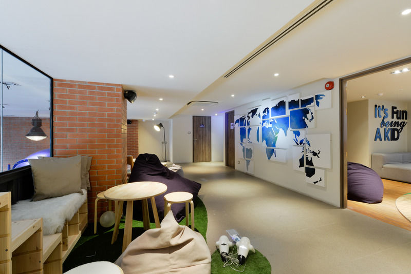 Kokotel Bangkok Surawong Exterior photo