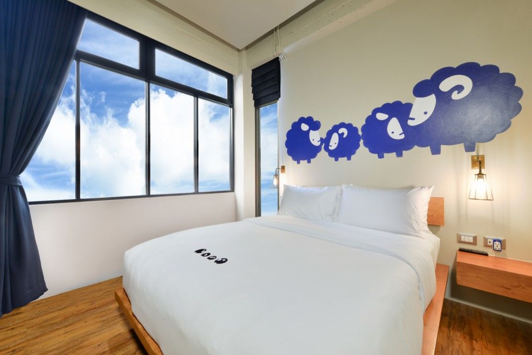Kokotel Bangkok Surawong Exterior photo